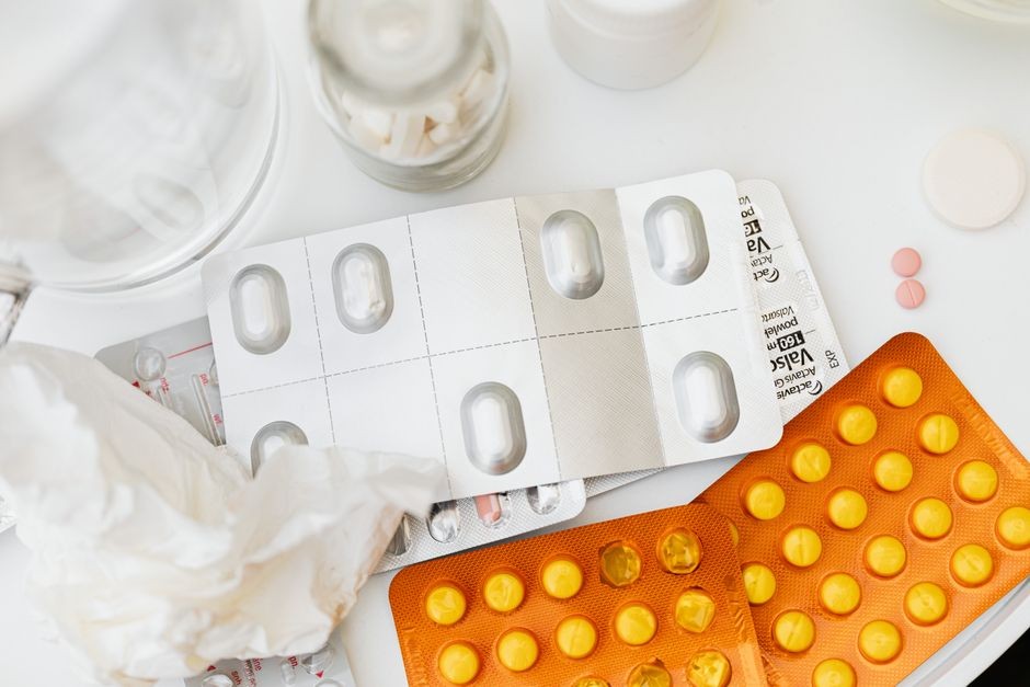 Obat antivirus resep untuk influenza tidak boleh dibeli dan diminumkan sendiri tanpa penilaian dokter