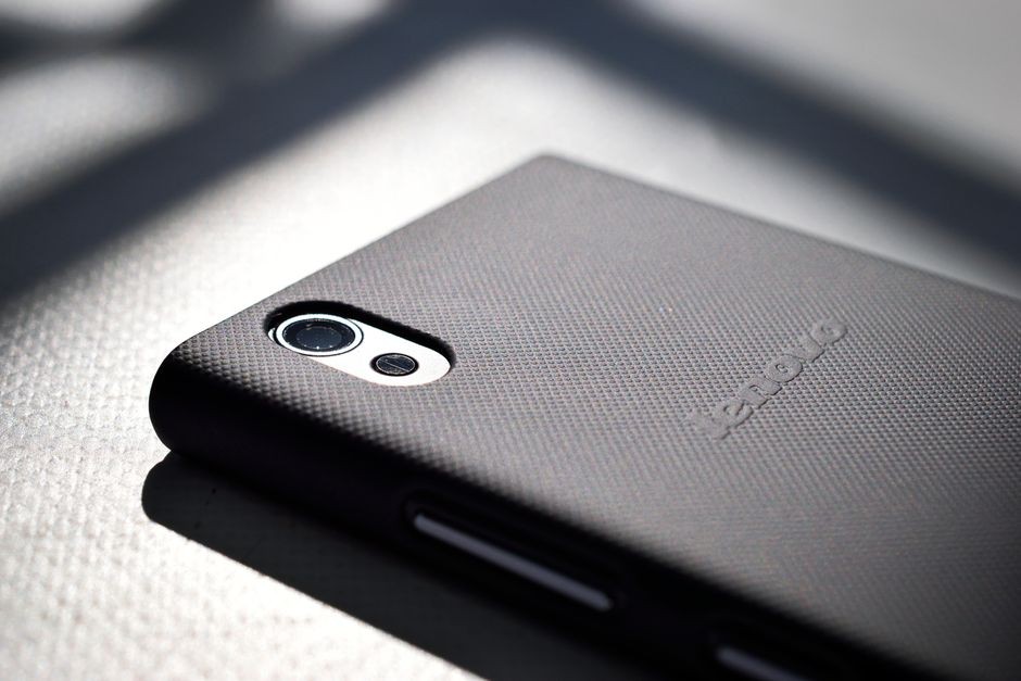 Perangkat pengisi daya portabel atau powerbank dengan sel baterai lithium-ion yang memiliki batas kapasitas resmi