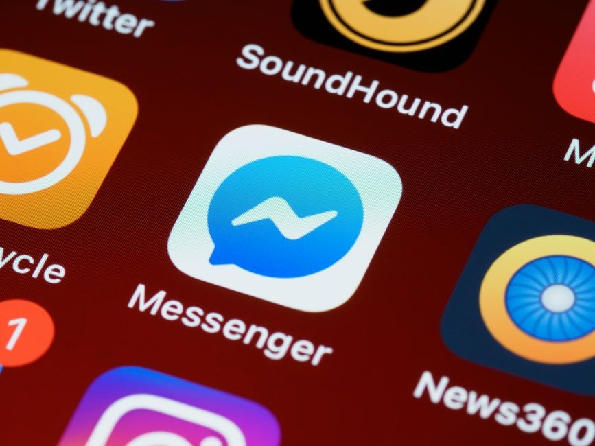 Kumpulan tangkapan layar panjang hasil scroll screenshot di galeri ponsel